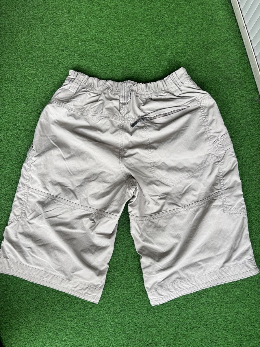 Hosen: Kurze Hosen Gr.S Tog 24 – Gebraucht aus Zug von Biki72 3