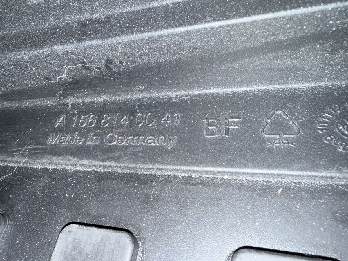 Mercedes-Benz Tutti pezzi di ricambio auto: Bac de coffre Mercedes GLA – Usato da Donneloye venduto da Jad_tui 2