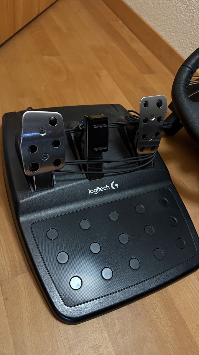 Controller: Lenkrad Logitech G29 Driving Force PS4 PS5 gebraucht – Usato da Berneck venduto da Muzzlet14 2
