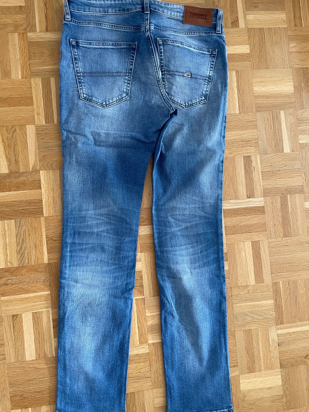Tommy Hilfiger Jeans: Tommy Jeans Neu – Neu und originalverpackt aus Stans von NeDavi 1