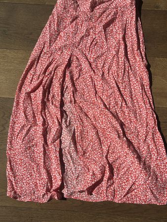 Sommerlicher H&M Rock rot-weiss geblümt Gr. S - Sehr gut erh
