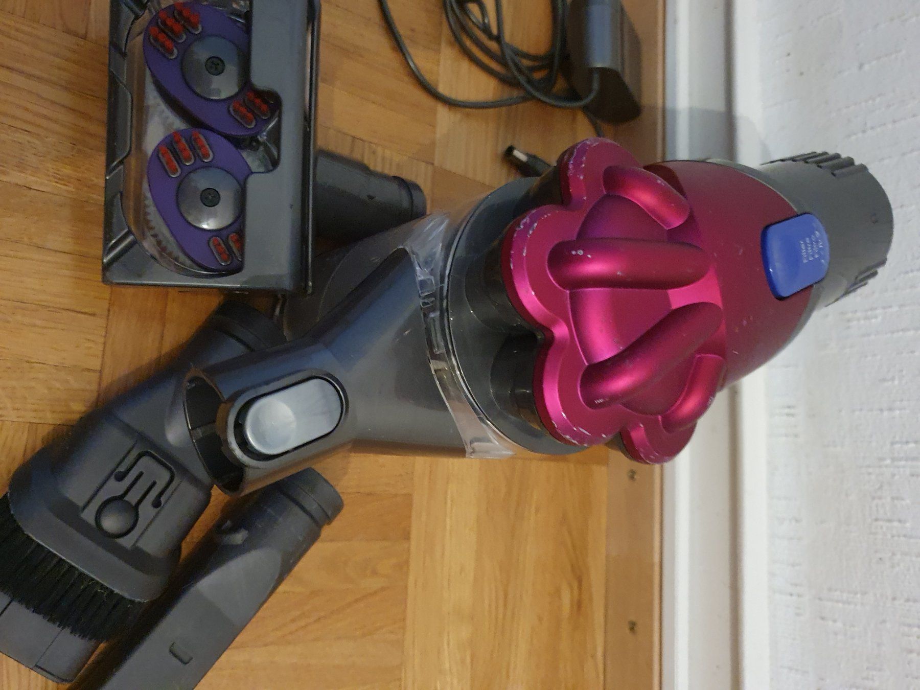Dyson Aspirapolveri & Accessori: Ancien modèle Dyson DC34 batterie à remplacer – Usato da Prilly venduto da RoDyRe 7
