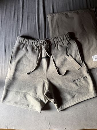 Fear of God Essentials Shorts Heather Oat S Small