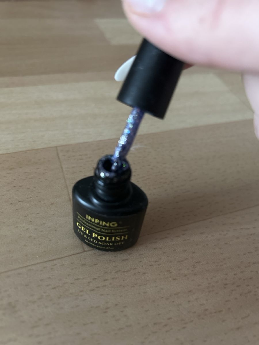 Smalto per unghie: Violetter glitzer UV Nagellack – Usato da Zürich venduto da xeniiilou