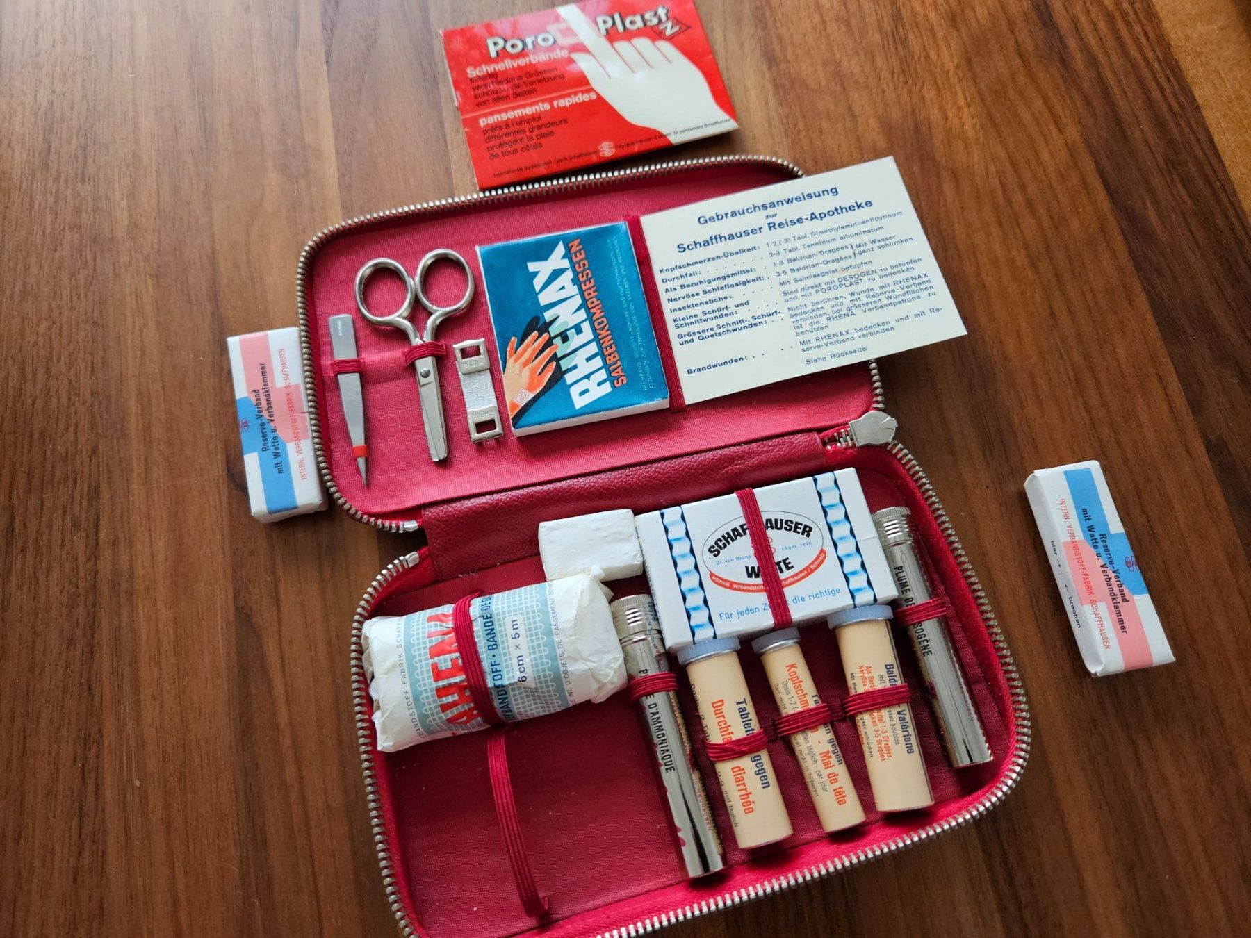 Kit di pronto soccorso: Schaffhauser Reise-Apotheke Vintage – Nuovo (secondo la descrizione) da Untervaz venduto da FullFlap777 2