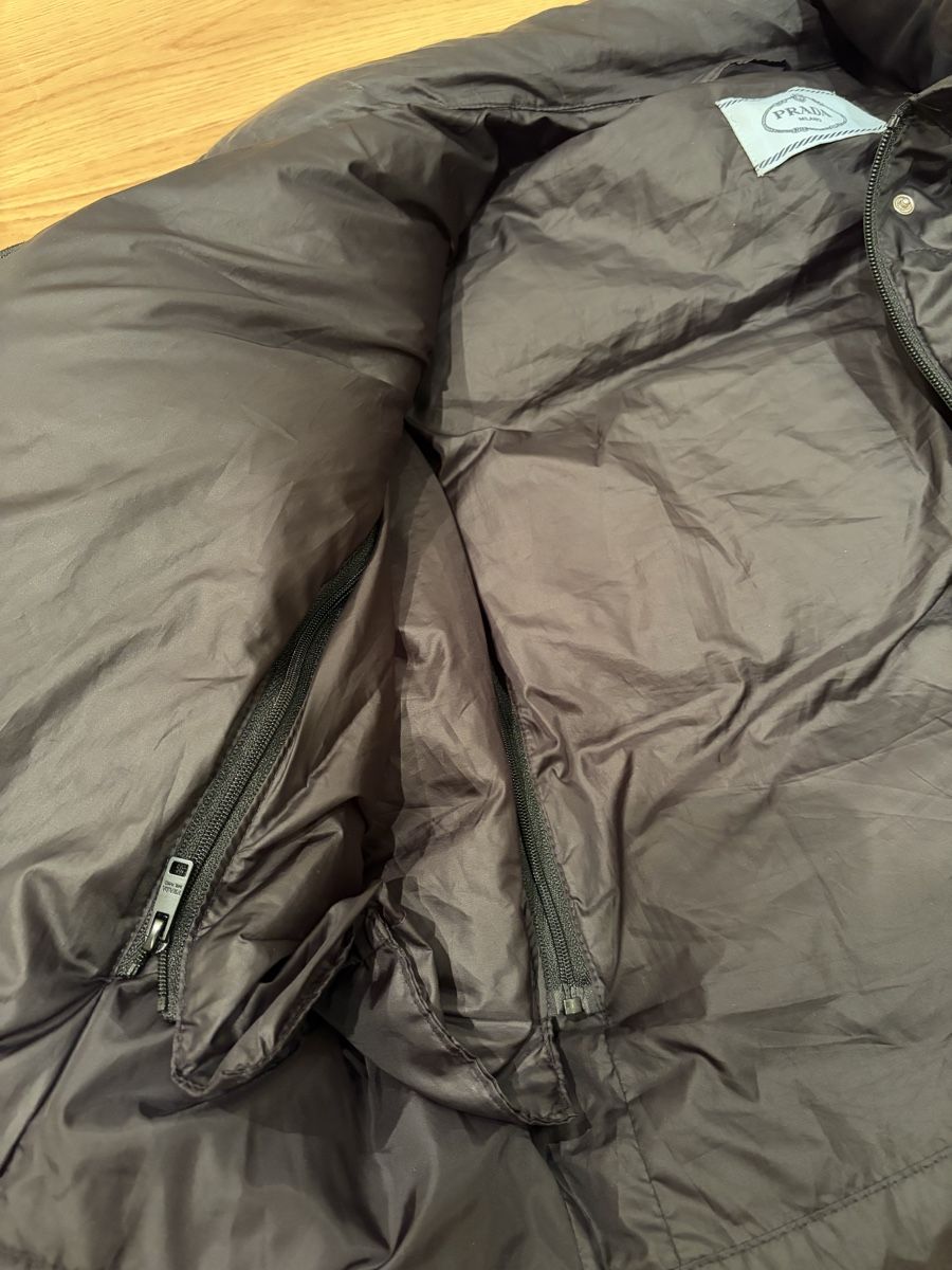 Prada Giacche: Schwarze Prada Daunenjacke – Nuovo (secondo la descrizione) da Hägendorf venduto da matty01 4