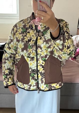 Marc Cain Jacke Grösse 42 zum wenden