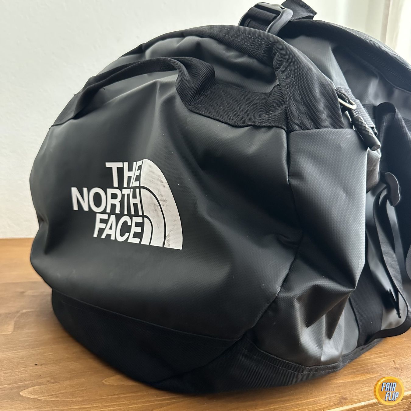 North Face Taschen: The North Face Base Camp Duffel Gr. L – Gebraucht aus Luzern von fairflip