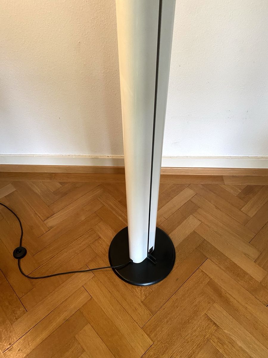 Artemide Lampade: Design Stehlampe Leuchte Artemide – Usato da Olten venduto da sportwelt 4