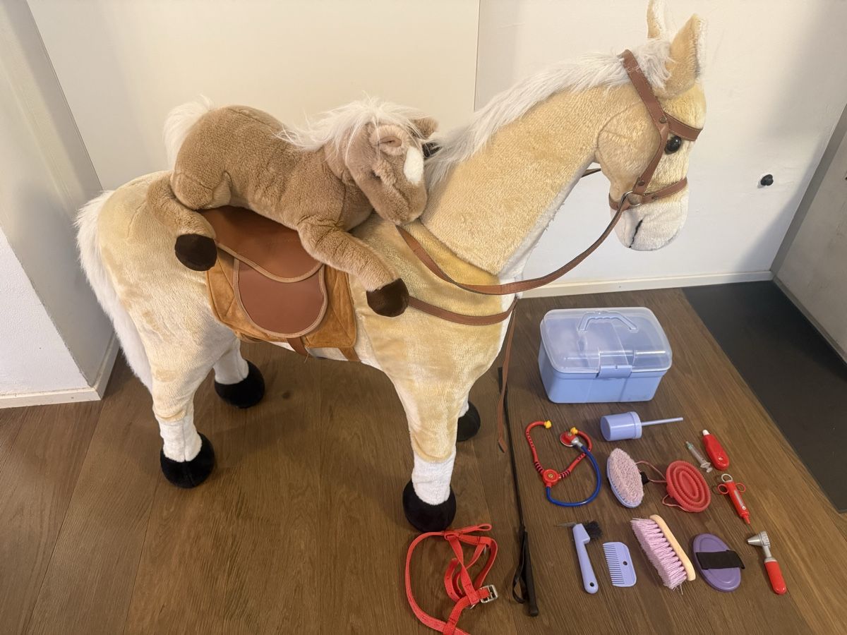 Giocattoli: Reitpferd Spielpferd – Usato da Winterthur venduto da tanscha 4