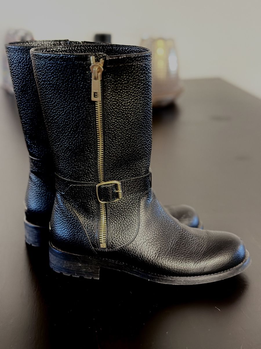 Jimmy Choo Chaussures femmes: Jimmy Choo Biker Boots – D'occasion à Regensdorf par Mrs_Romy87