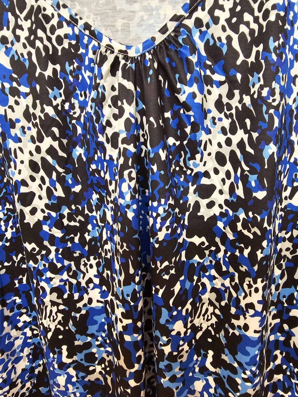 T-Shirts: Damenshirt Schwarz Blau Design Grösse: 2XL – Gebraucht aus Vaduz von pilot1001 1