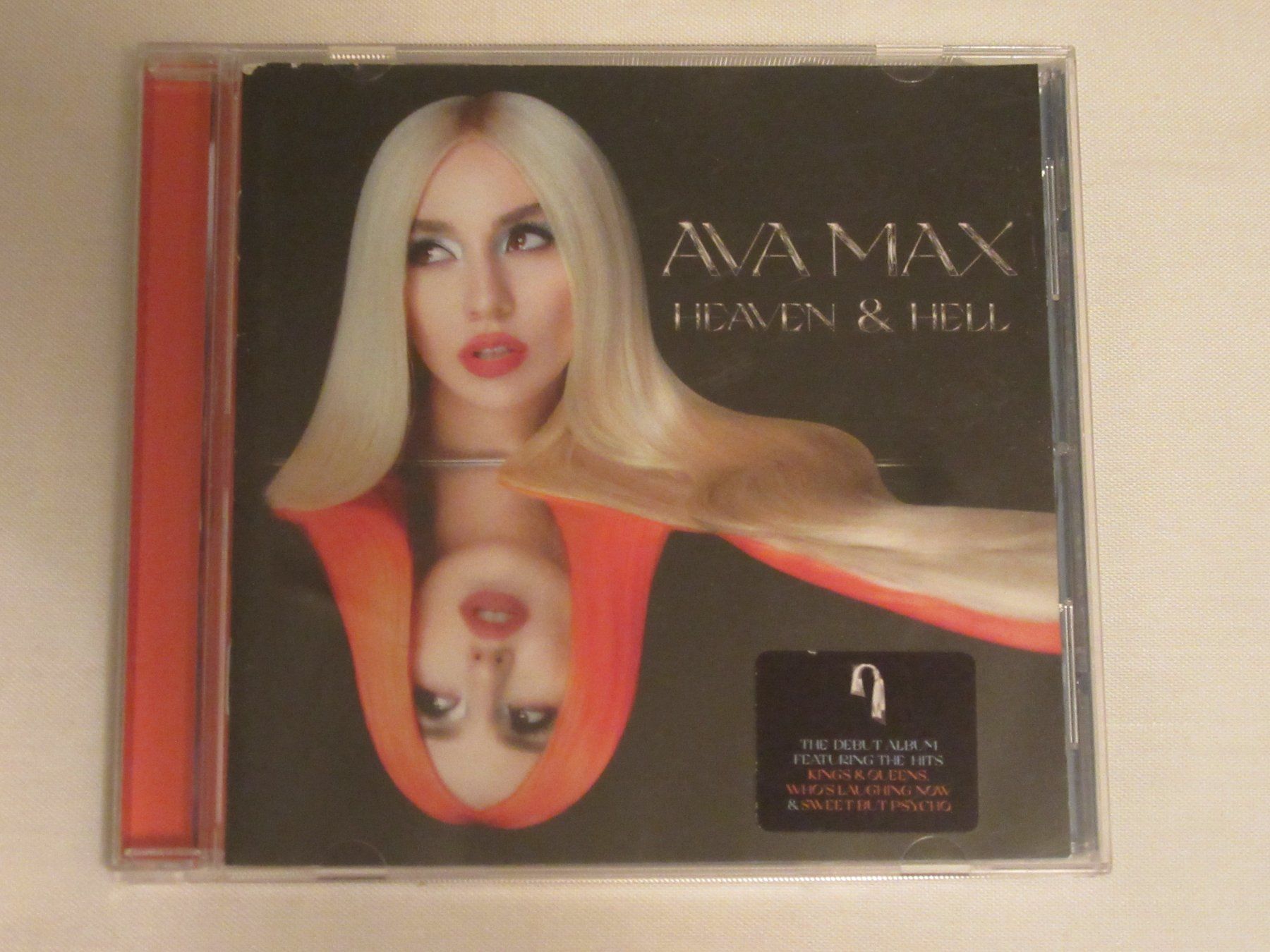 CDs: Audio CD Ava Max Heaven and Hell – Gebraucht aus Bern von Mariana7