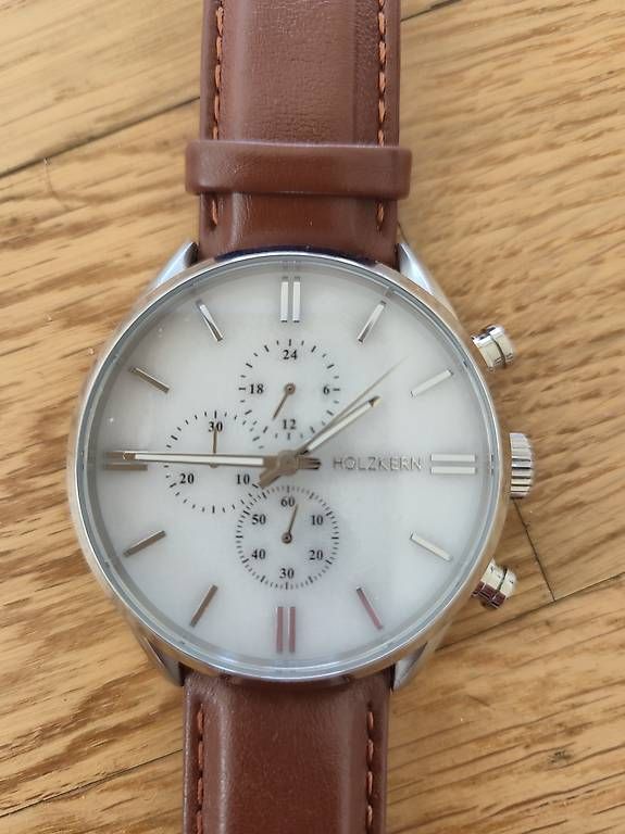 Orologi: Armbanduhr von Holzkern – Usato da Frauenkappelen venduto da encinitas 4