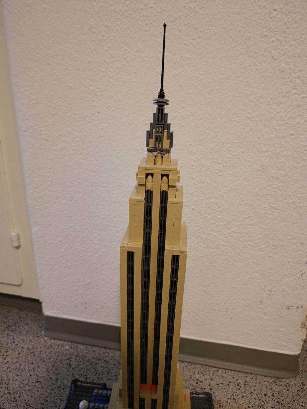 Lego Giocattoli: Empire State Building Lego fixfertig – Usato da Münchwilen TG venduto da Ingi5 3