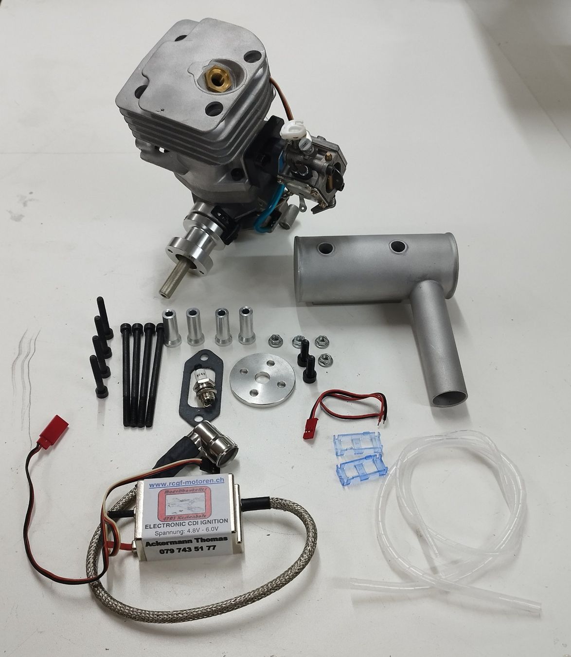 Modellismo RC: Neuer RCGF 65ccm – Nuovo (secondo la descrizione) da Kestenholz venduto da Modellbaukeller