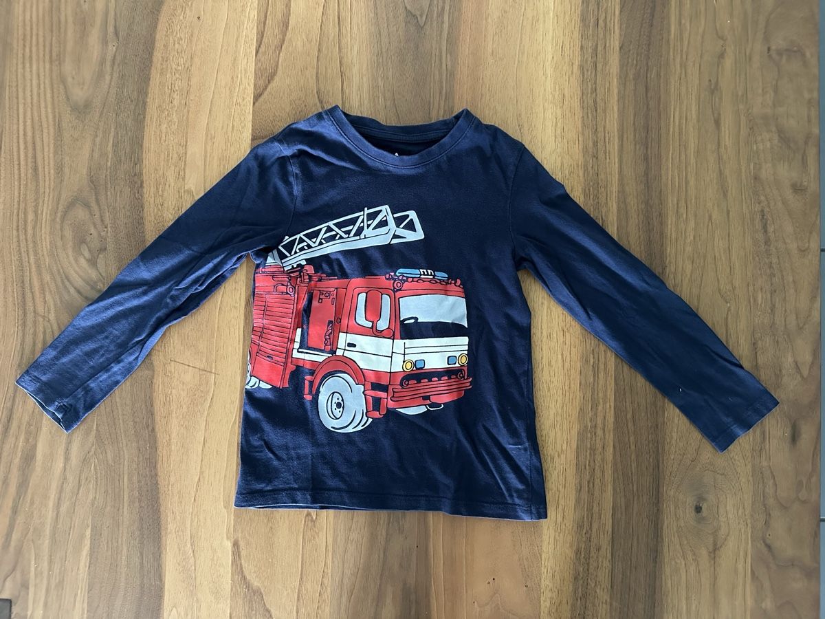 Chemises, T-shirts & Polos: 6 Kinder Langarmshirts Grösse 116 – D'occasion à Uetikon am See par Ccsibi 6