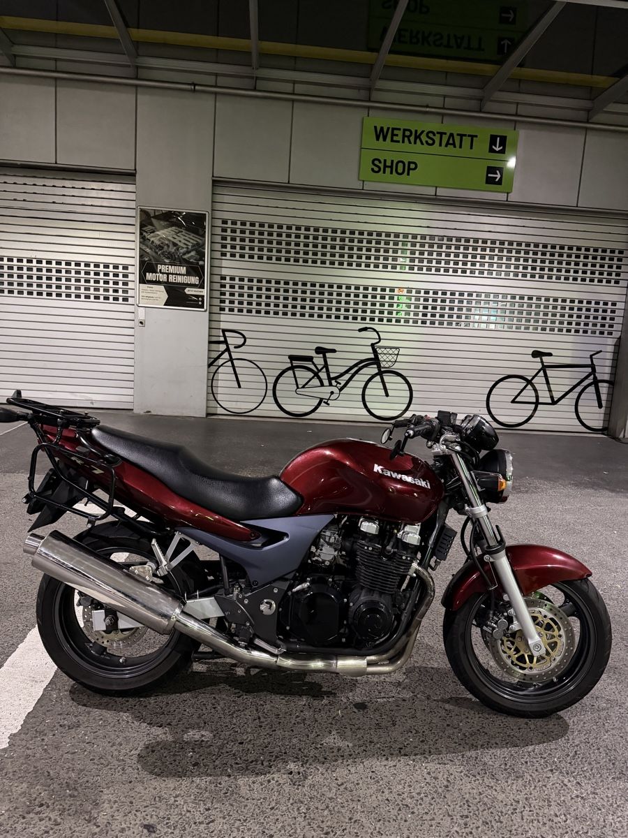 Kawasaki Strasse: Kawasaki ZR 7 mit MFK – Gebraucht aus Basel von Brolo.tv 3