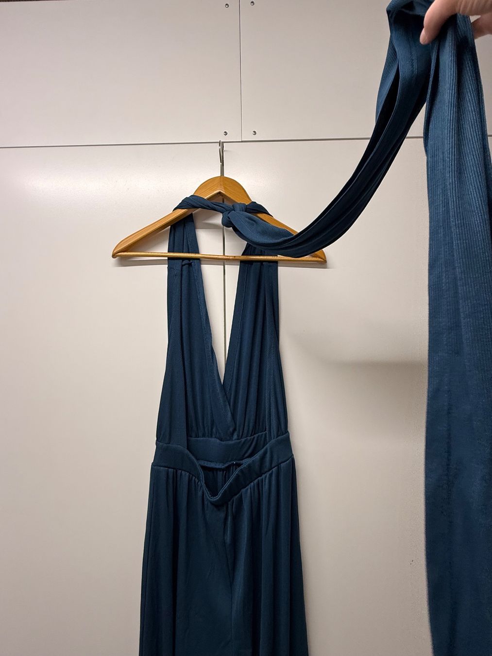 Tute: Dunkelblauer Jumpsuit, Gr. S - M, variabel tragbar – Nuovo (secondo la descrizione) da Zürich venduto da Cleo234 5