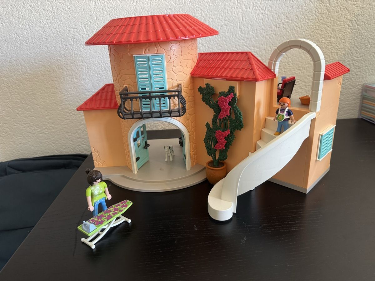 Spielzeuge: Playmobil Villa mit Einrichtung  – Gebraucht aus Bremgarten AG von NIKSELBREM 7