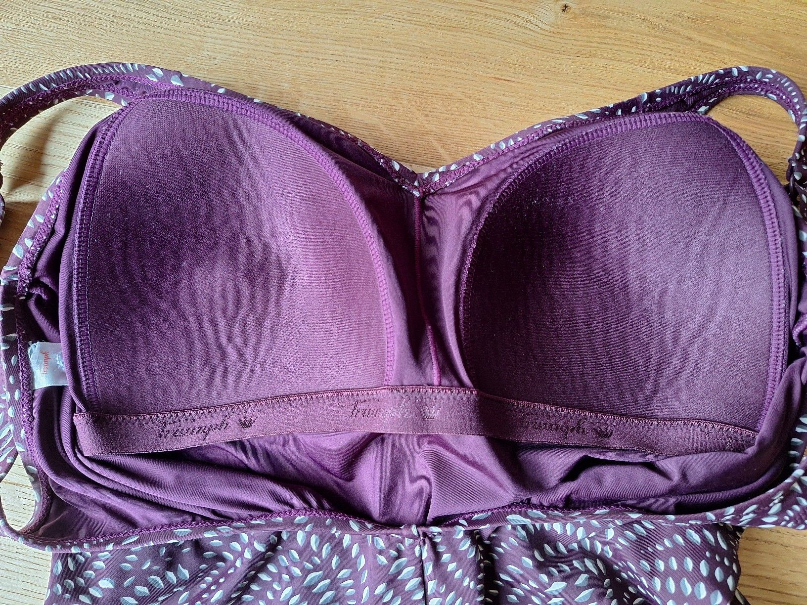 Triumph Costumi da bagno & Bikini: Badekleid Triumph Gr. ca 40/42 – Usato da Dörflingen venduto da Crazyachmed 2