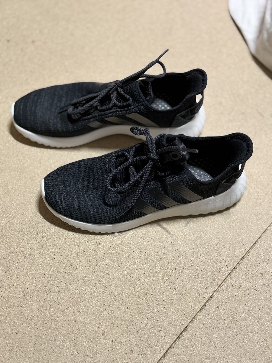 Adidas Herrenschuhe: Adidas Sneaker, Grösse 39 1/3 – Neu (gemäss Beschreibung) aus Winterthur von m.ro. 3