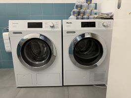Waschmaschine und Tumbler von Miele