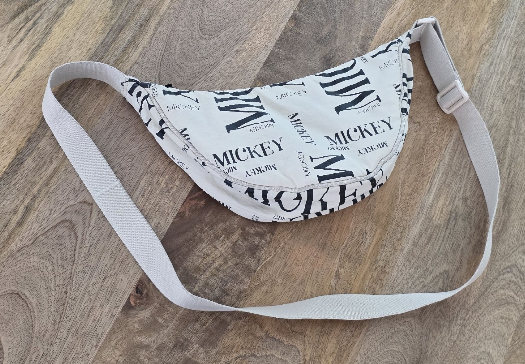 C&A Borse da donna: Tasche C&A Disney Mickey Mouse Canvas – Usato da Rheinsulz venduto da Gilea 2