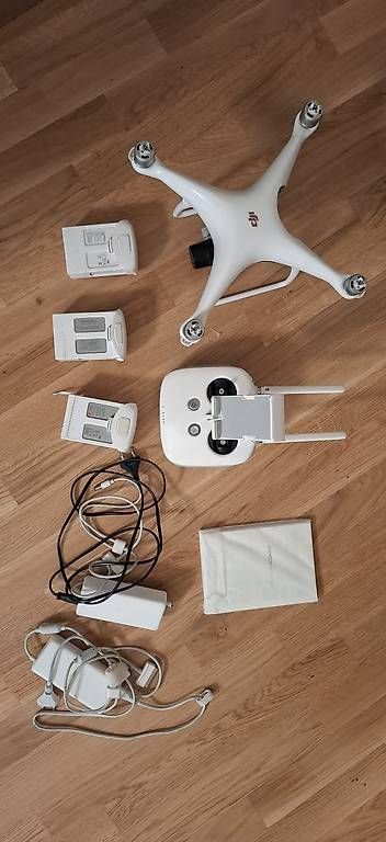 Appareil photo: DJI Phanton 4 pro v2.0 – D'occasion à Sachseln par Sebastian6072