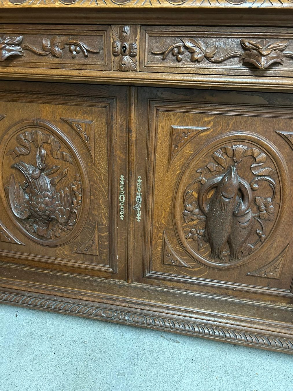 Armadi: Antiker Schrank – Usato da Stettlen venduto da gpa18 8