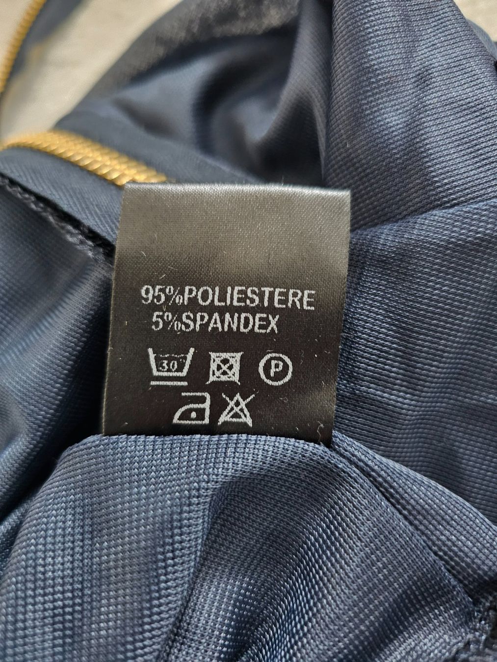 Tops: Haut Roberta Biagi bleu fermeture éclair dorée XS – Neu (gemäss Beschreibung) aus lausanne von mariamimib 3