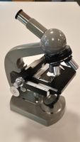 Mikroskop Olympus ECBi-1 von 1968 mit Lampe und Koffer