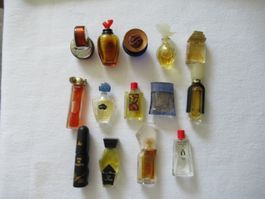 19 Alt Miniatur  EDT Parfum Bottle Sehr Selten