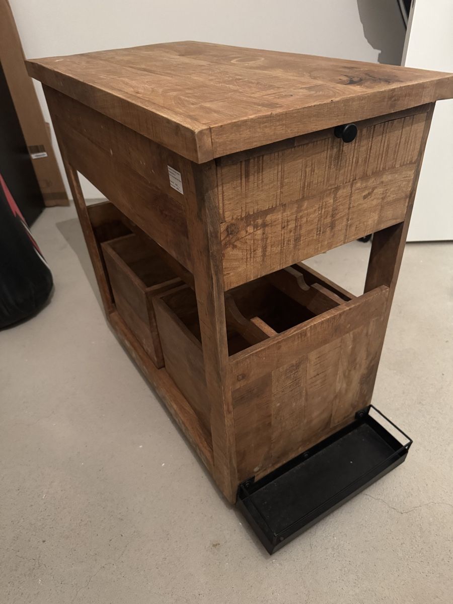 Kommoden: Sideboard und Barwagen – Gebraucht aus Au ZH von robuzz 8
