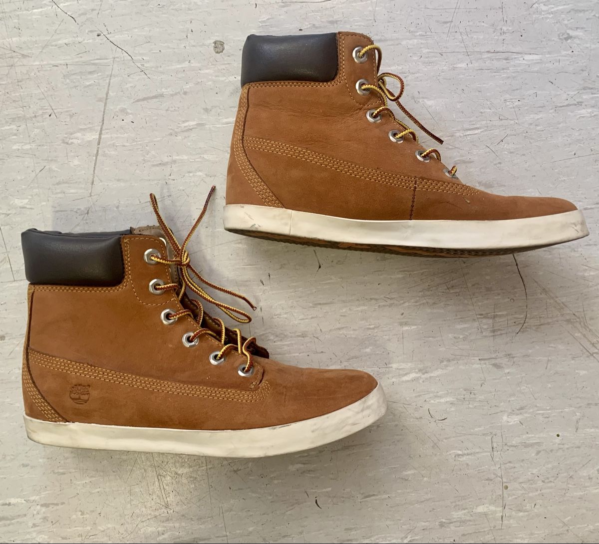 Timberland Chaussures femmes: Timberland Stiefeletten 41 – D'occasion à Unterseen par jpowers1971 1