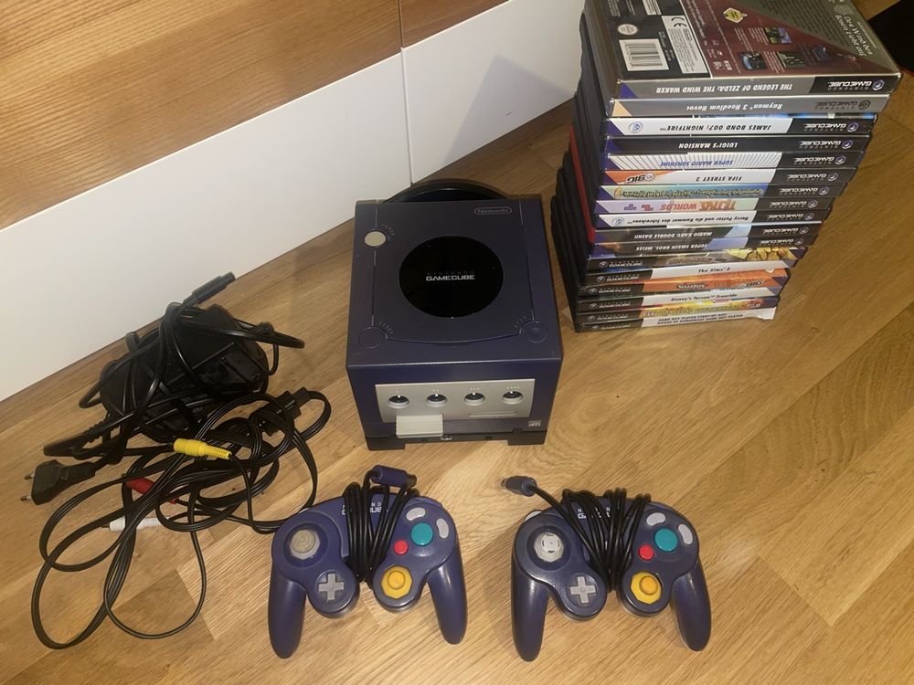 Nintendo GameCube mit 2 Controller + 17 Spiele (Gebraucht) in Zürich ...