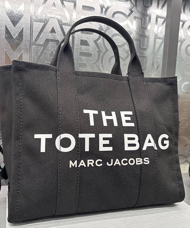 Sacs femmes: Marc Jacobs Medium Bag – D'occasion à Itingen par grapri 2