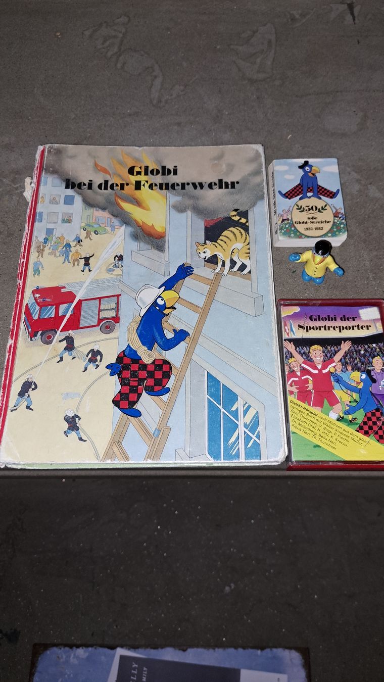 Libri: Globi Bücher Kassette Figur – Usato da Kölliken venduto da Upcycling-by-Mc-TAM