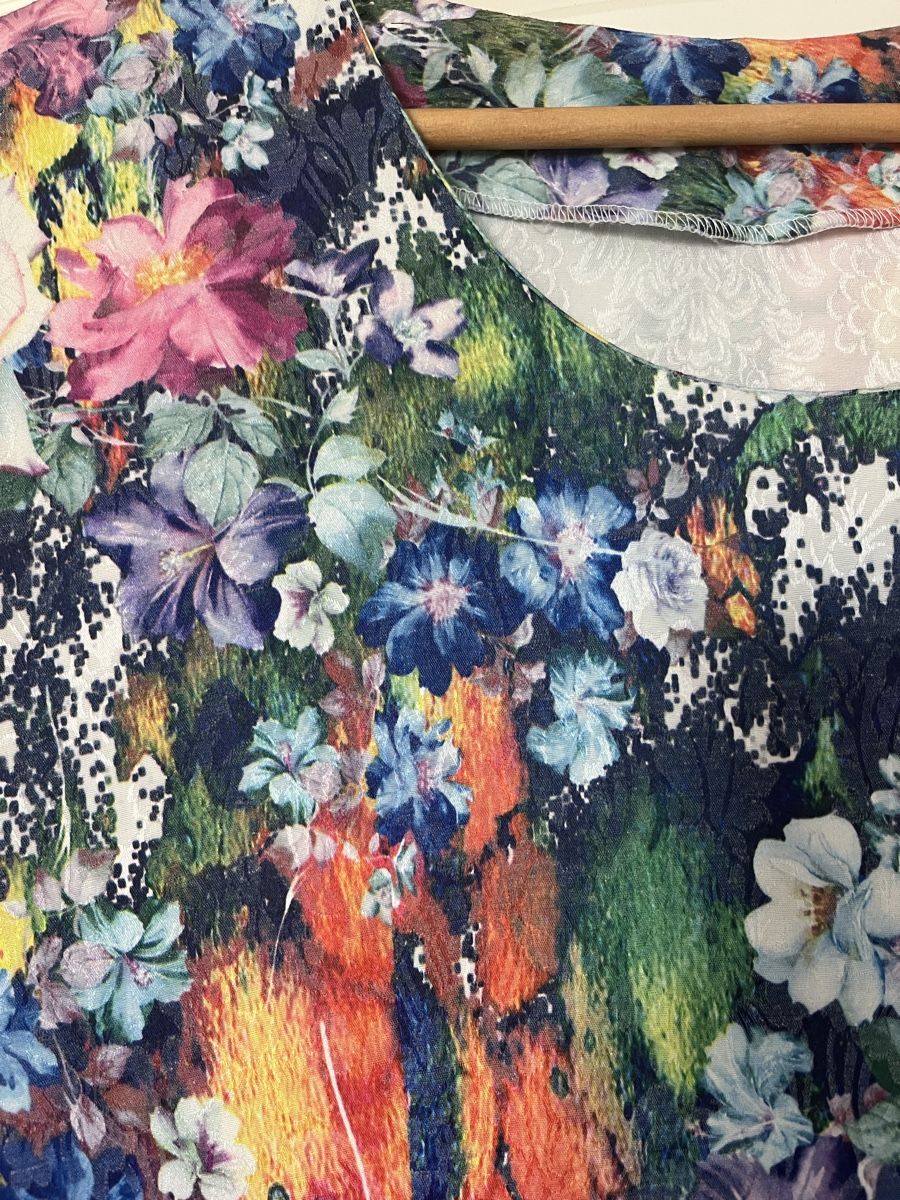 Vestiti: Blumenkleid mit langen Ärmeln, Designer-Piece, Grösse S – Usato da Zürich venduto da janasza 2