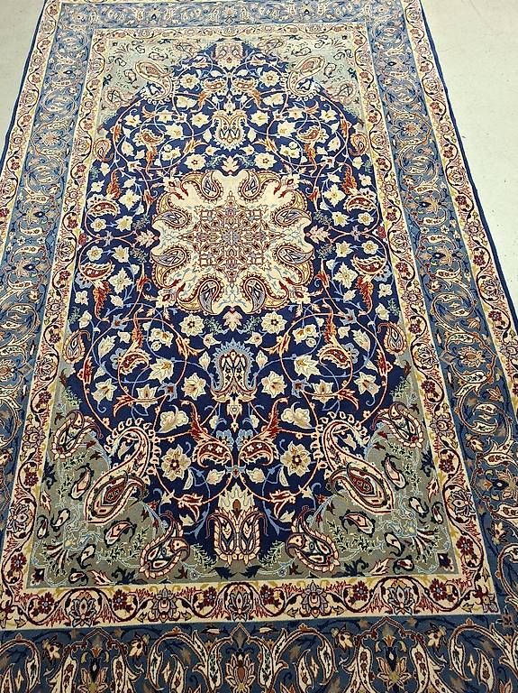Tappeti: Fein Handgeknpft Persertteppich Isfahan – Usato da Dübendorf venduto da Babyl2945