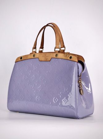 RARITÄT - LOUIS VUITTON Brea MM Vernis, hellviolett