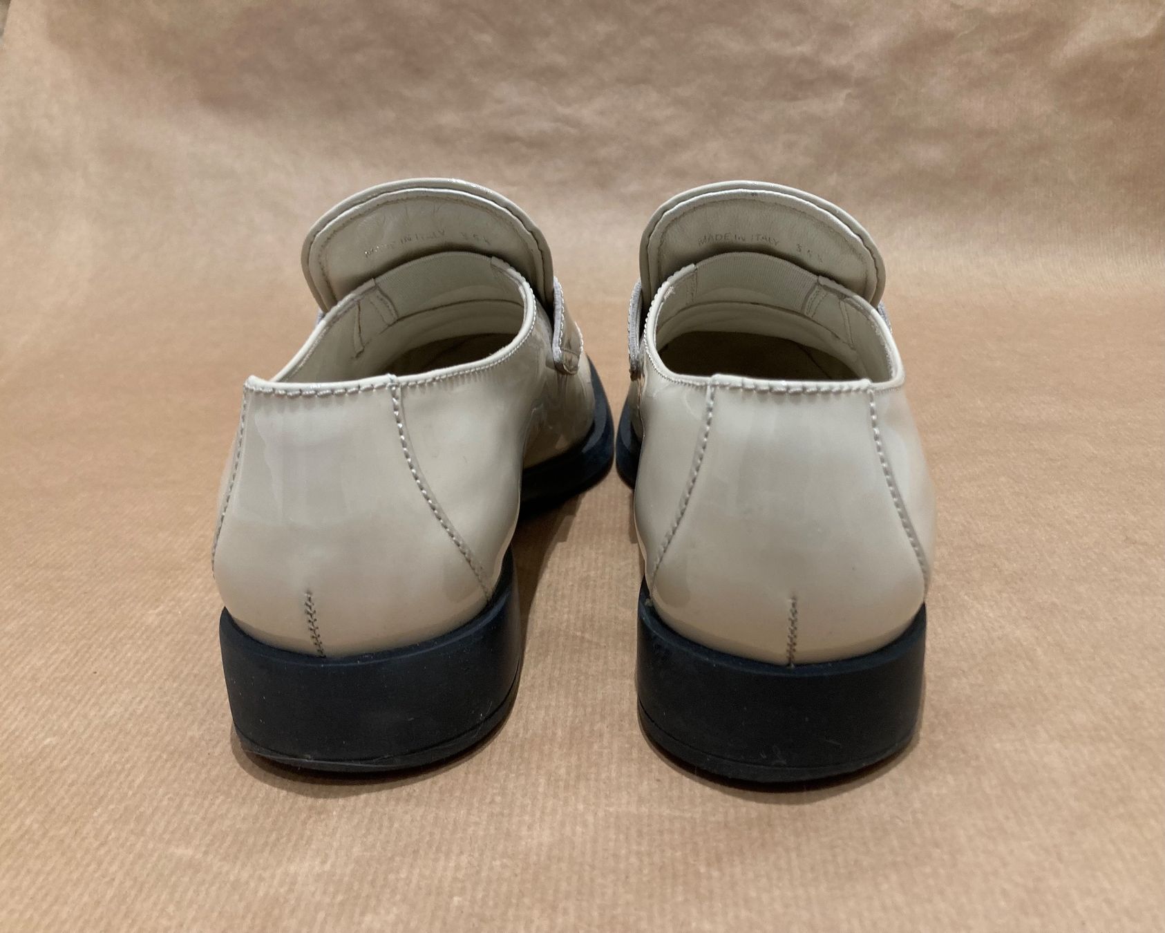 Prada Scarpe da donna: Prada mocassini 35,5 – Usato da Paradiso venduto da Kayakara 3