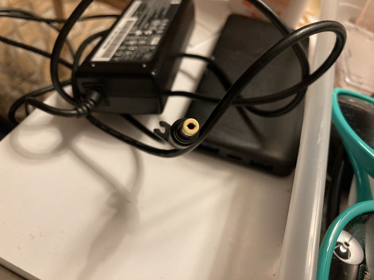 Hewlett Packard Caricabatterie: HP PPP009H Charger 65W AC Adapter Netzteil – Usato da Flawil venduto da rcnkr 4