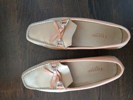 Italian Leather Loafers - Size 37 - Peach! slight stain