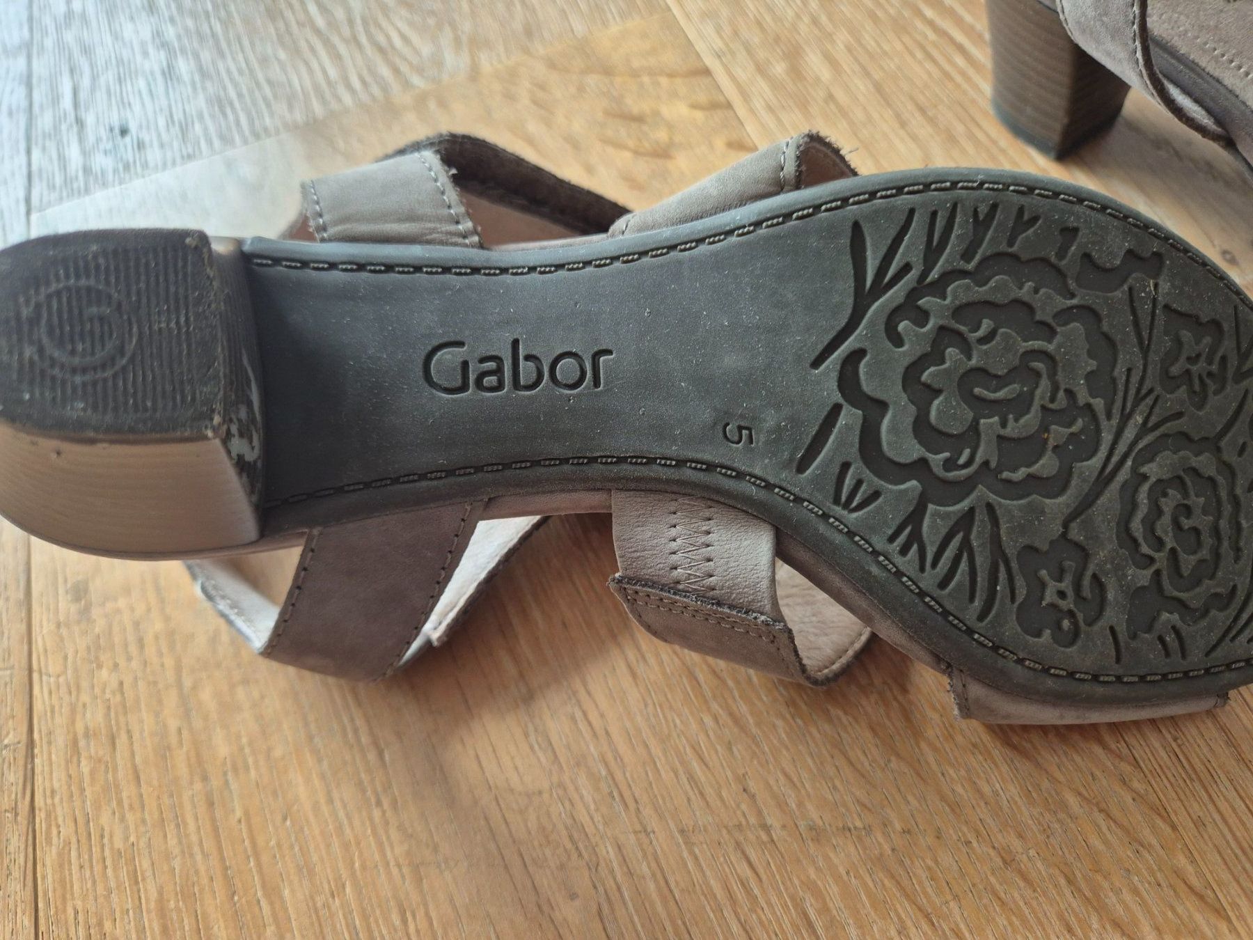 Gabor Scarpe da donna: Gabor Sandalen Grösse 38 mit Schmucksteinen – Usato da Buchs ZH venduto da peti0713 3
