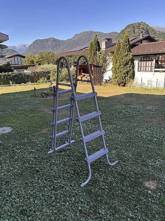 Leitern: Scaletta per piscina in ottimo stato – Gebraucht aus Gravesano von DagoDago 1