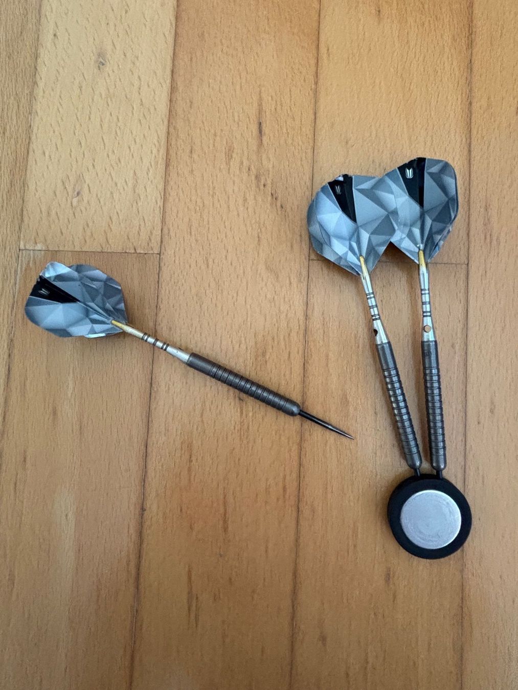 Freccette: WINMAU Blade 5 Darts Board mit 3 Darts – Usato da Düdingen venduto da NeymarJr3 5