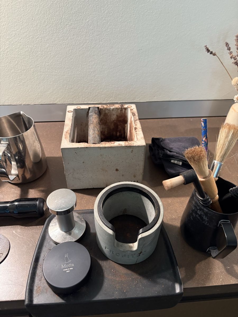 Profitec Kaffeemaschinen & Espressomaschinen: Profitec Pro 700 + Zubehör – Gebraucht aus Zürich von githubrepo 5