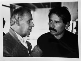 Irak-Geiseln, NR Jean Ziegler, Genf, mit Daniel Ortega