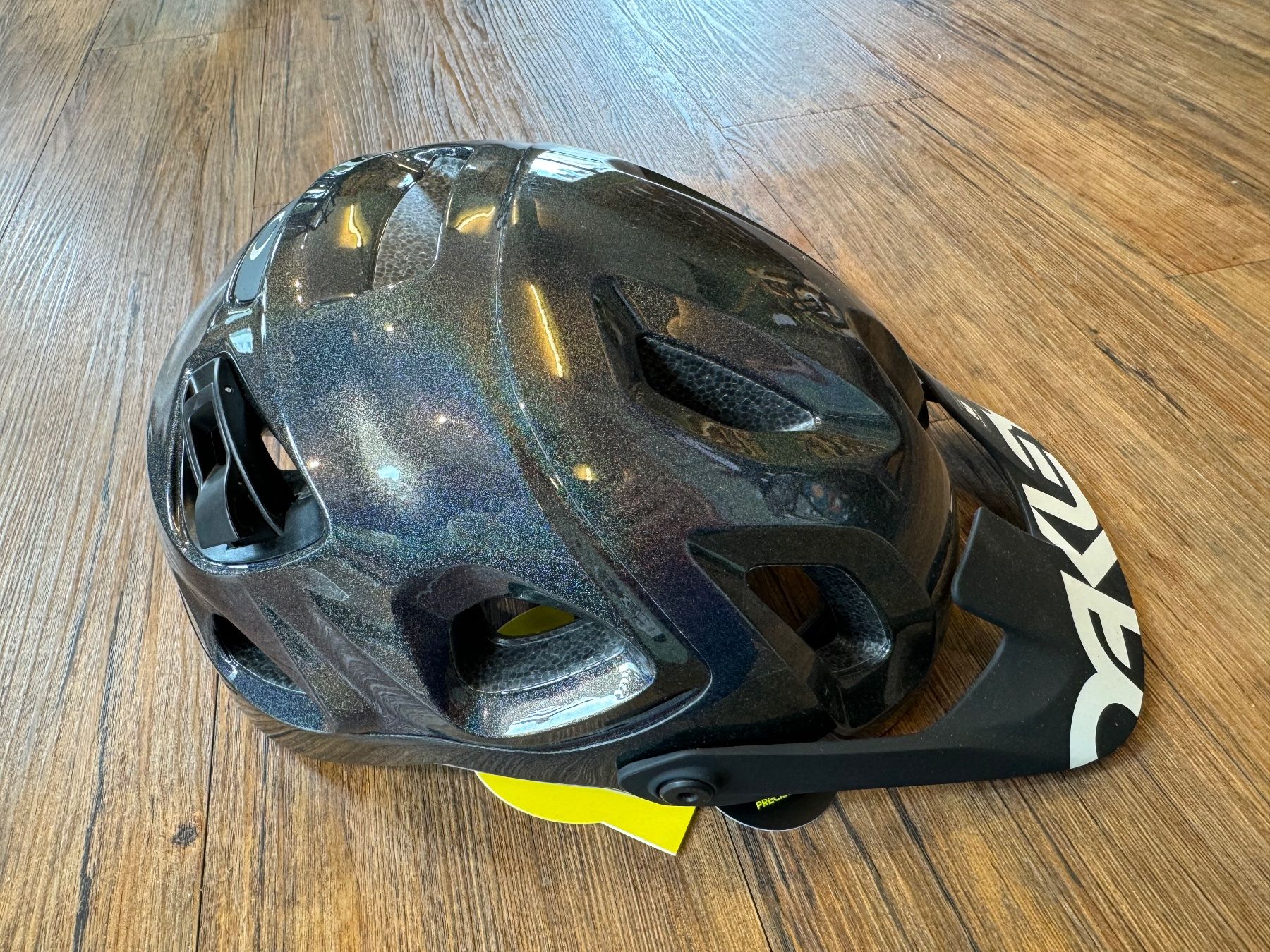Oakley Caschi: Oakley DRT5 Mips Helm NEU Gr. M – Nuovo e nell'imballaggio originale da Hochdorf venduto da TreeLeeHochdorf 1